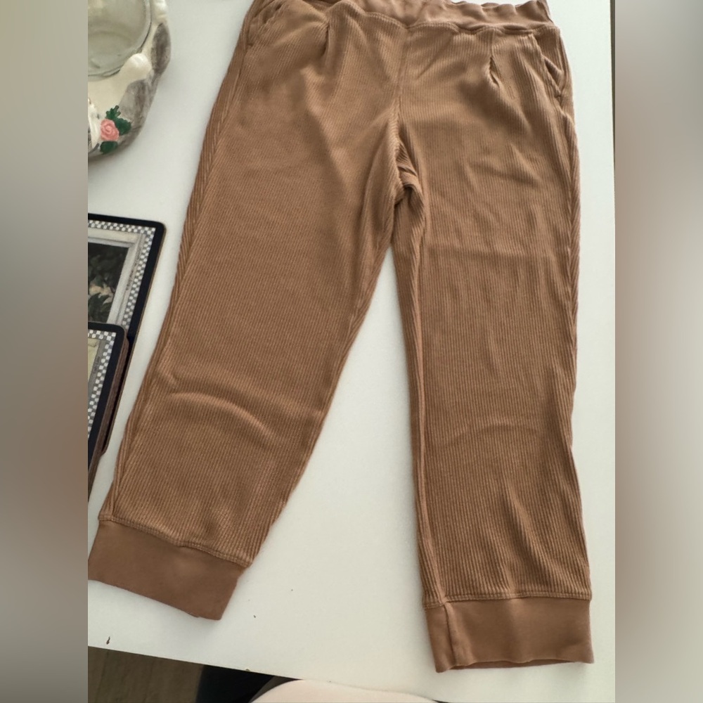 Calvin Klein Tan Sweatpants for Everyday Comfort